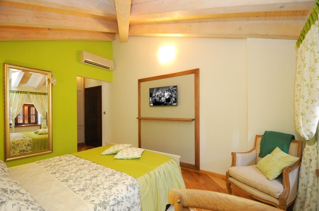 Bed & Breakfast Korta Gira Buici  Номер фото